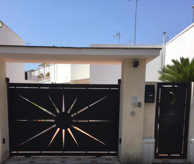 Hotel Villino Donna Rita Lecce Exterior foto